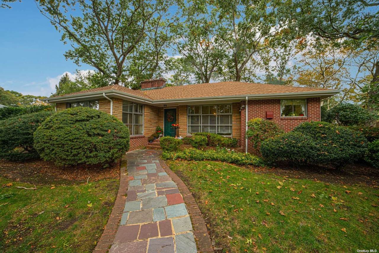 10 Mohawk Drive - Photo 1