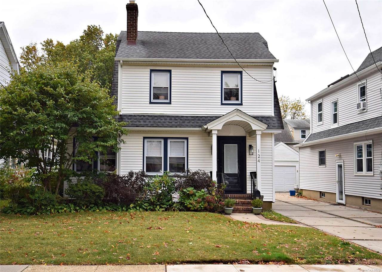 124 Aspen Street - Photo 1