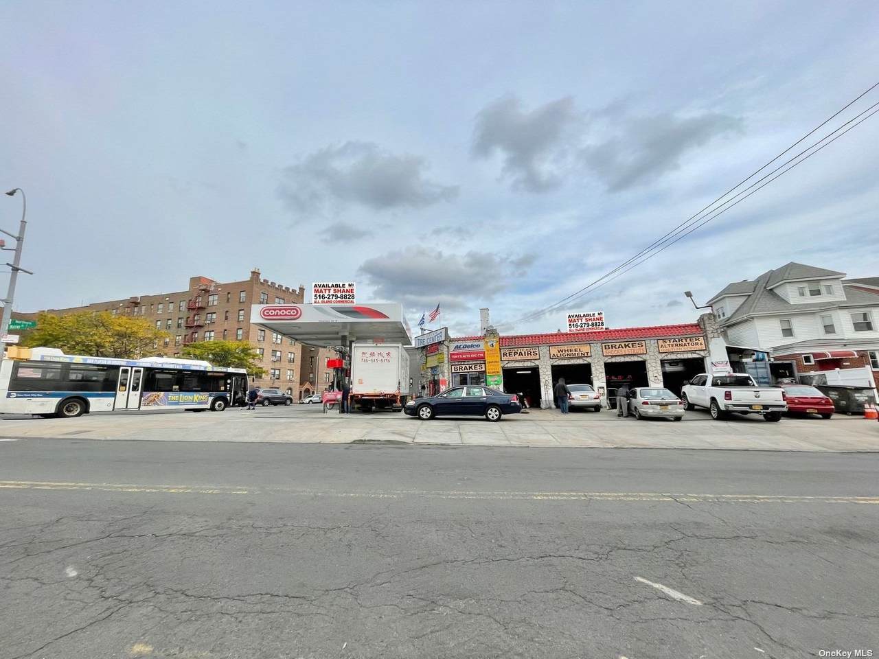 152-06 Northern Boulevard - Photo 1