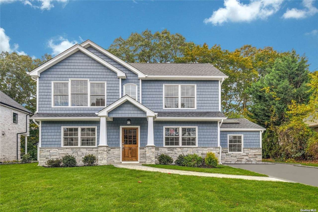 243 Parkside Drive - Photo 1