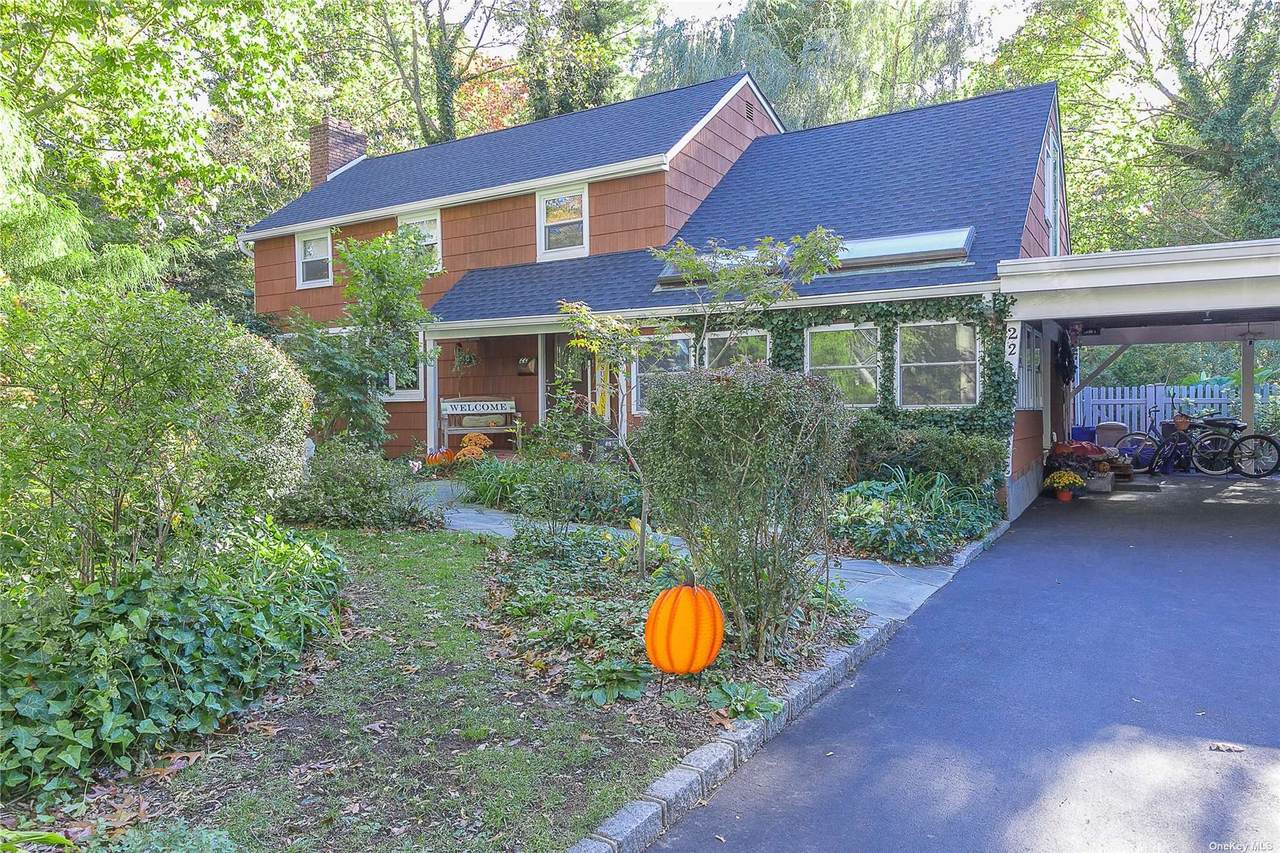 22 Houghton Boulevard - Photo 1