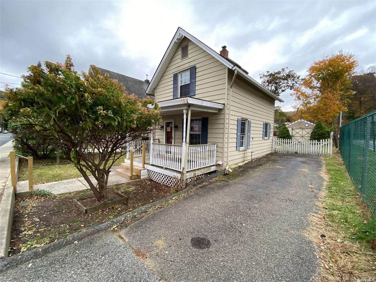41 Mountain Avenue - Photo 1
