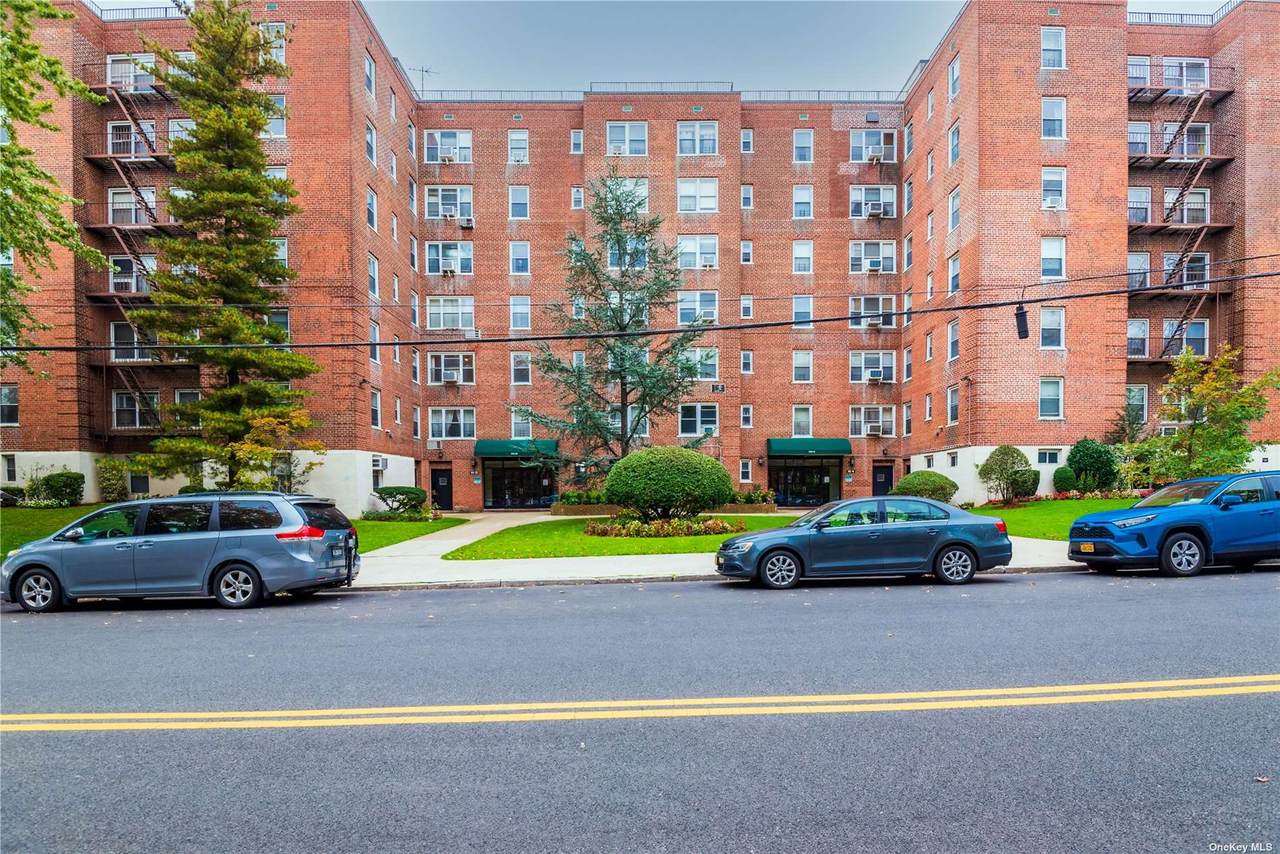 142-14 26 Avenue - Photo 1