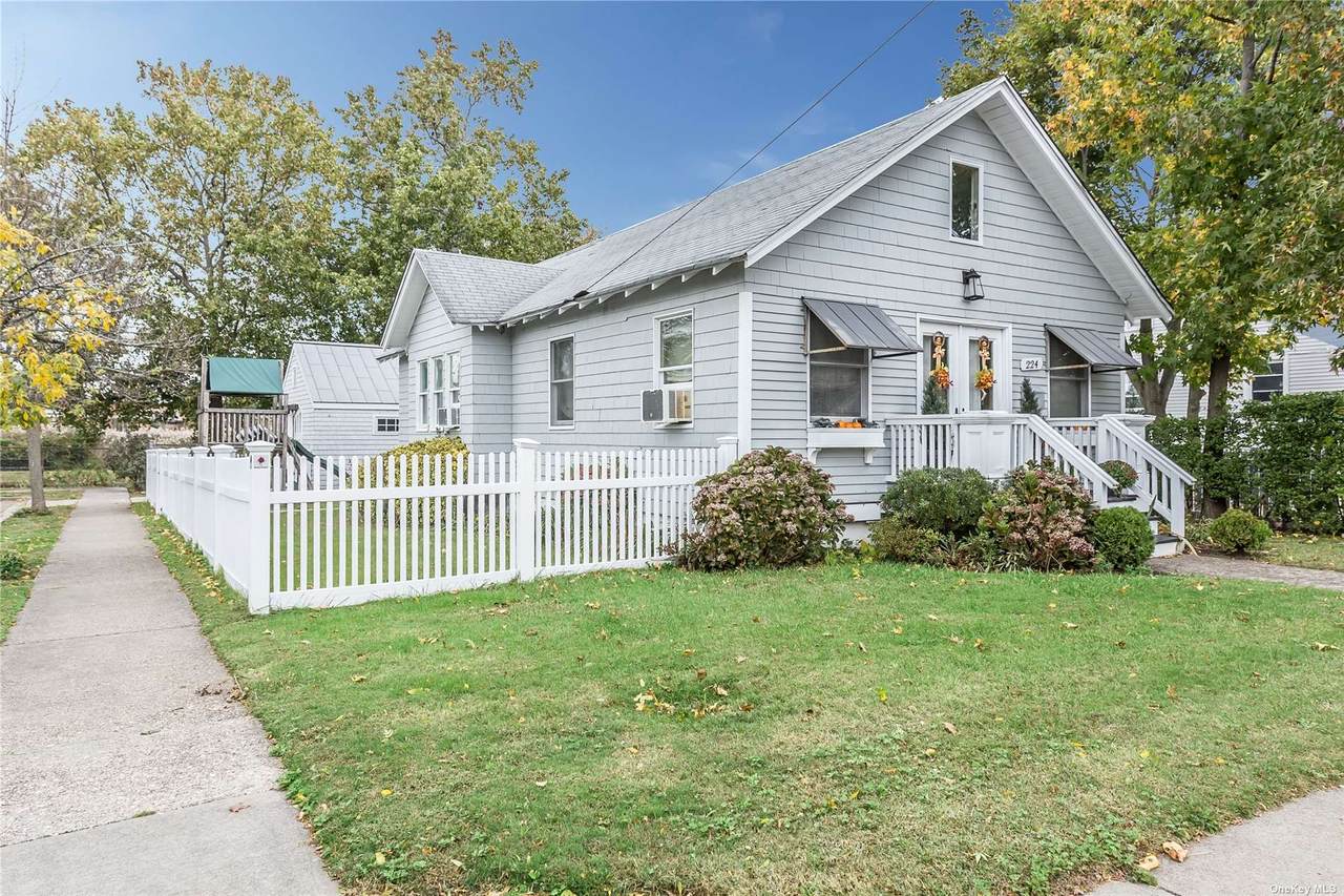 224 Brookside Avenue - Photo 1