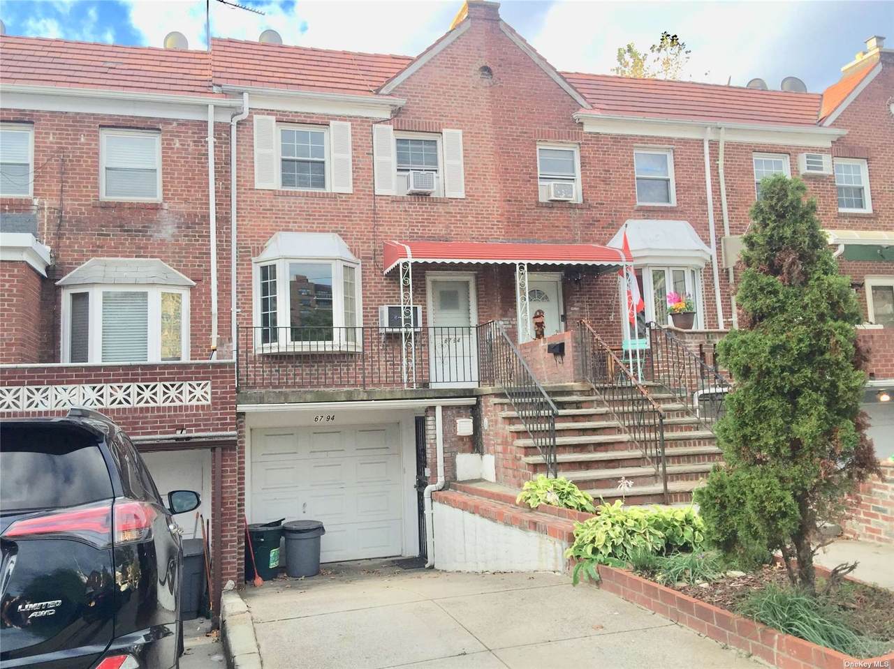 67-94 Austin Street - Photo 1
