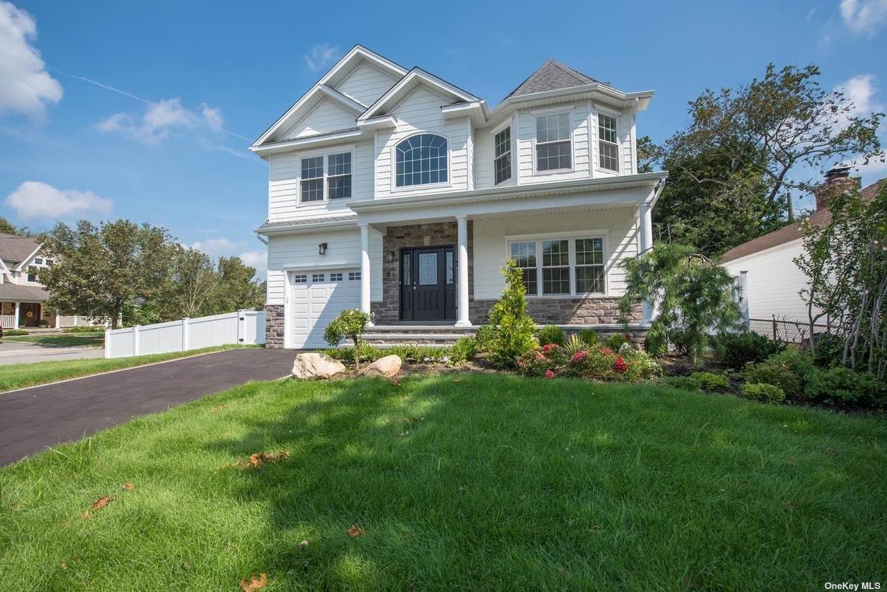 121 Candy Lane - Photo 1
