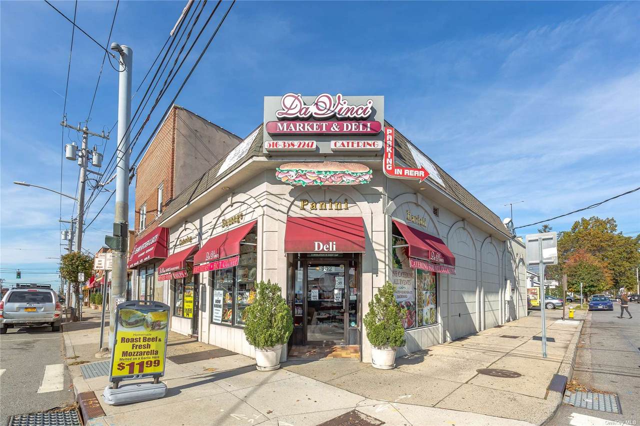 902 Hempstead Turnpike - Photo 1