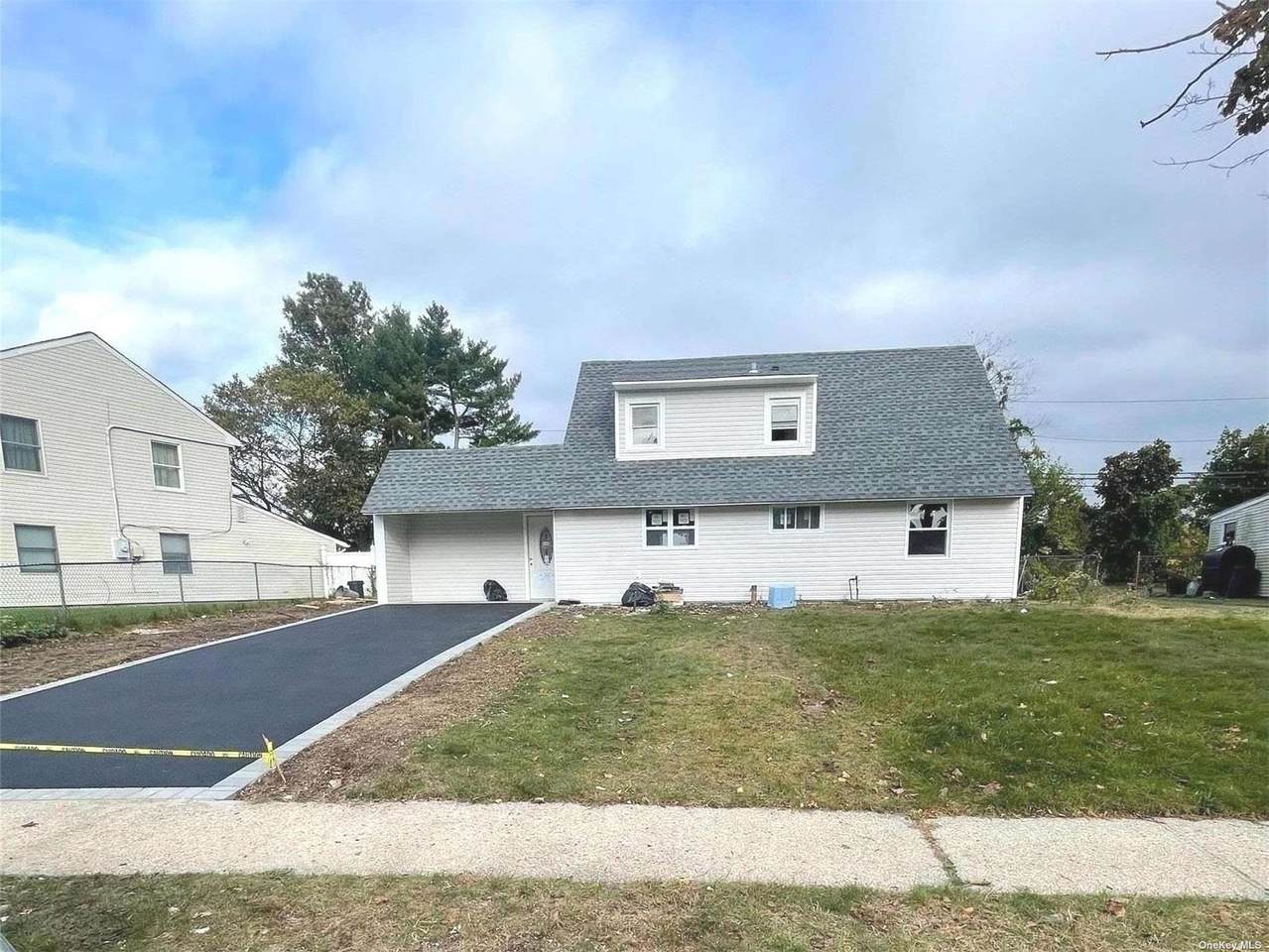 77 Hamlet Road - Photo 1