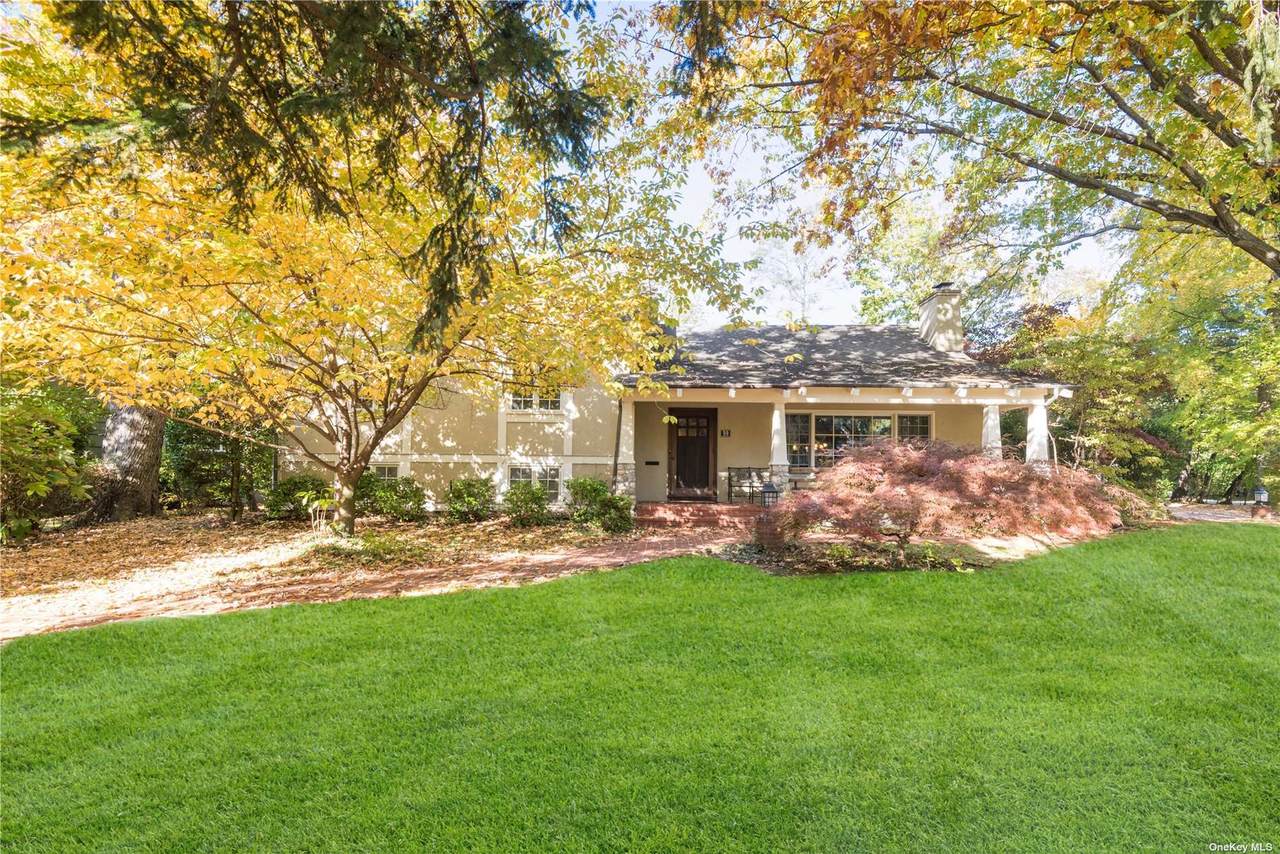 59 Nassau Drive - Photo 1