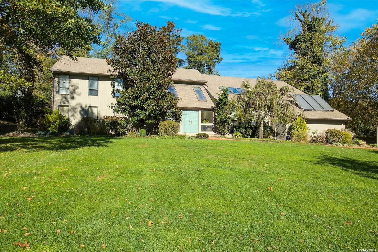 2 Ronald Court - Photo 1