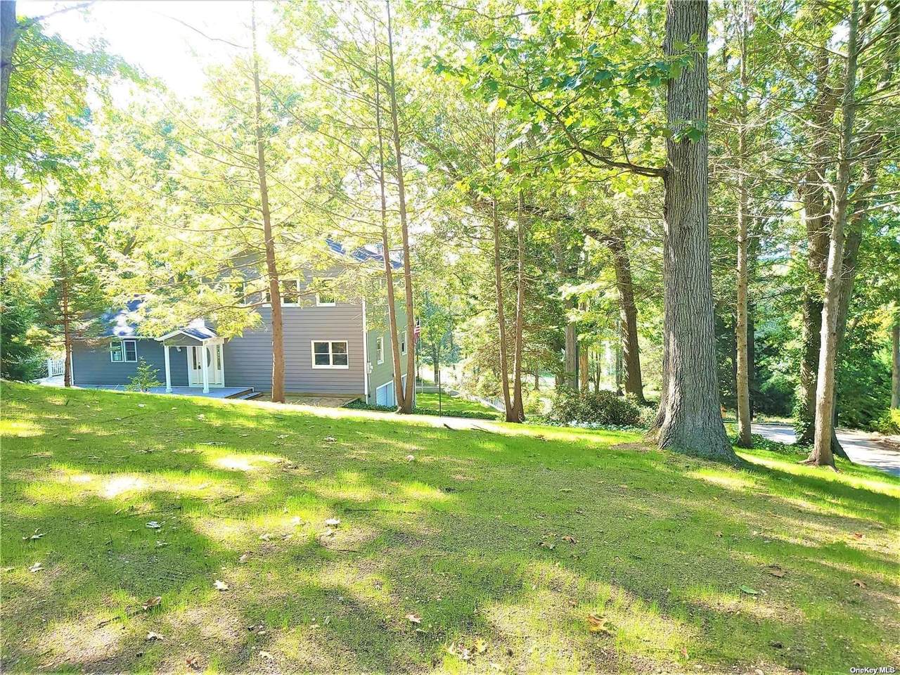 16 Fieldview Drive - Photo 1