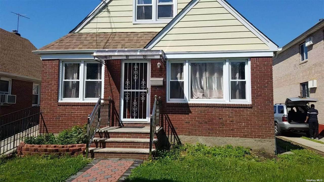 91-10 222nd St - Photo 1