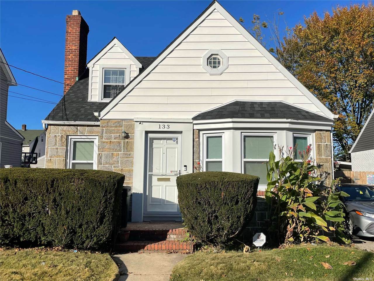 133 Lawson Street - Photo 1