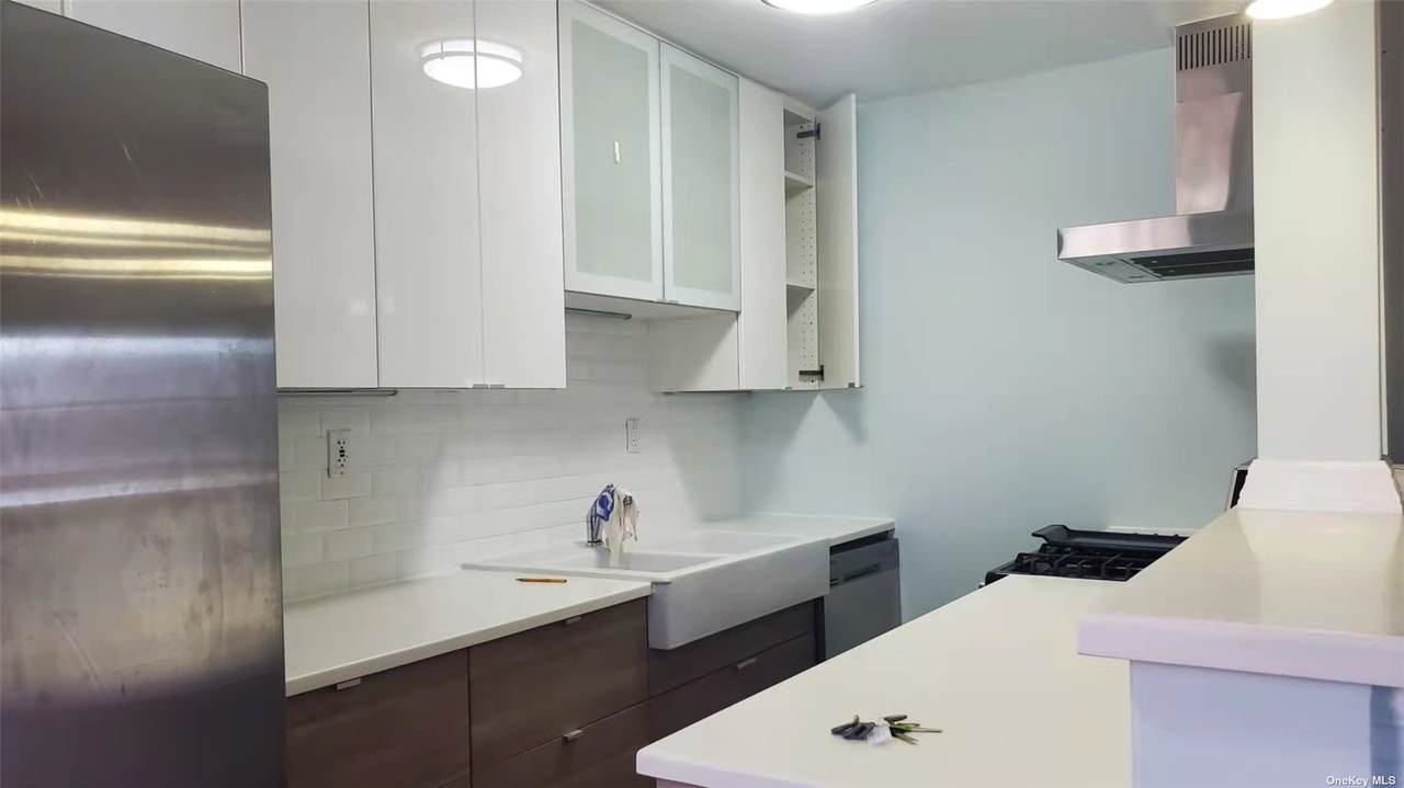42-02 Layton Street - Photo 1
