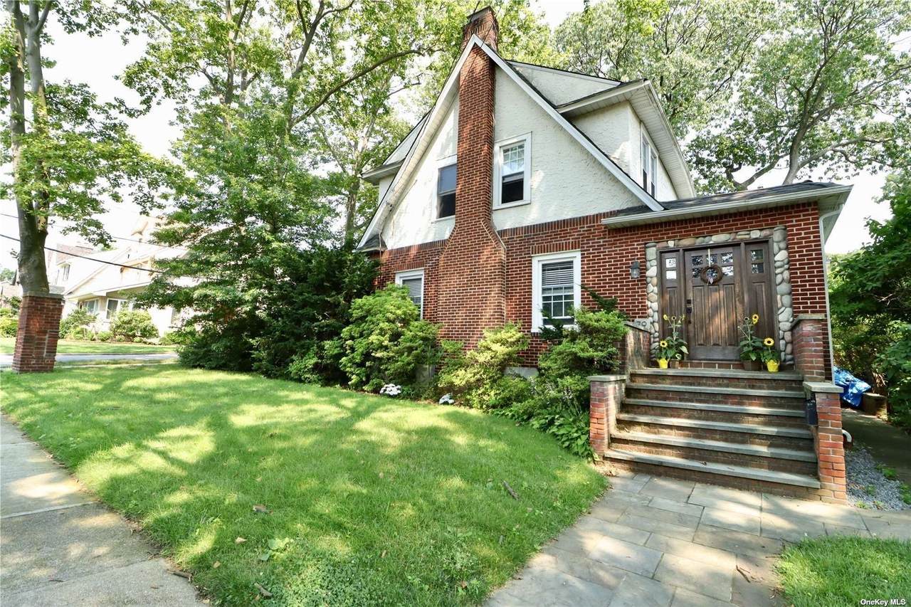 79 Mayfair Avenue - Photo 1