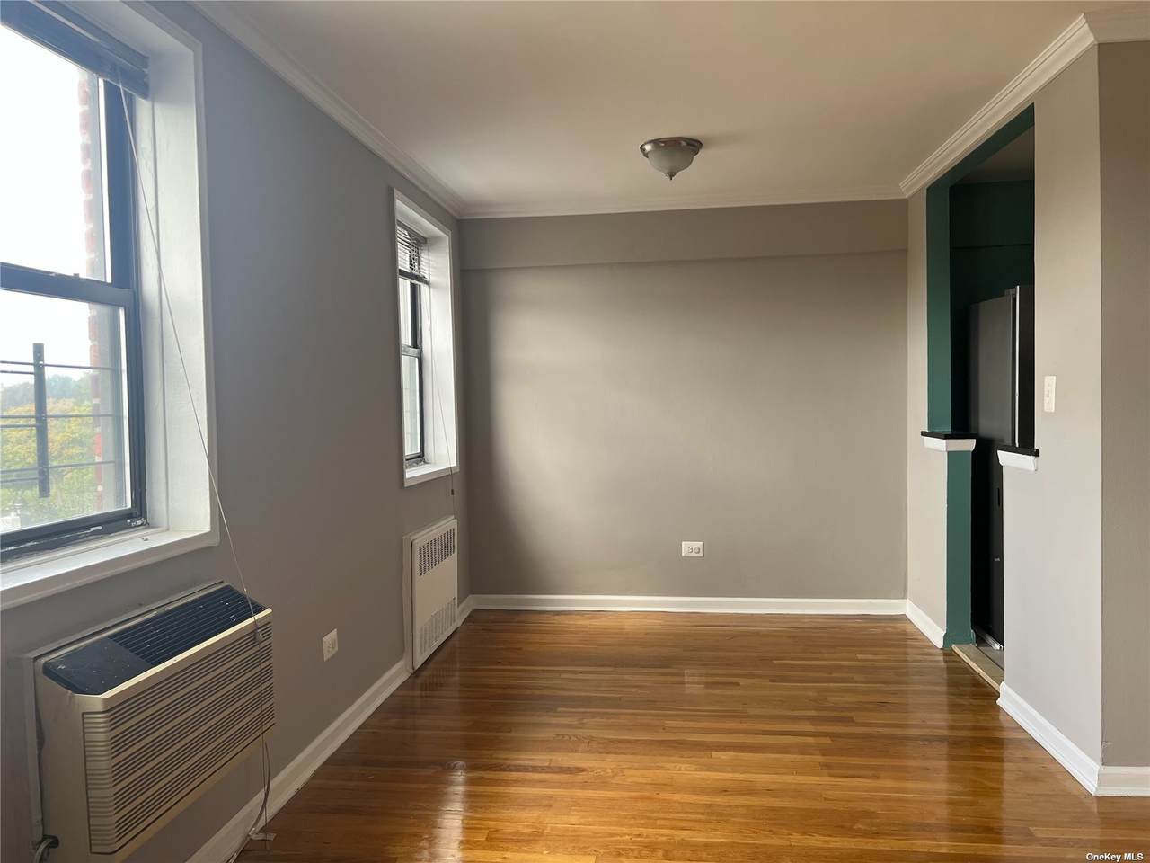 131-11 Kew Gardens Road - Photo 1