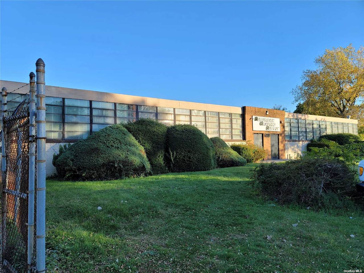 699 Albany Avenue - Photo 1