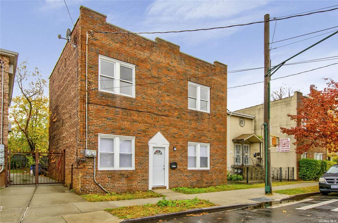 116-08 Farmers Boulevard - Photo 1
