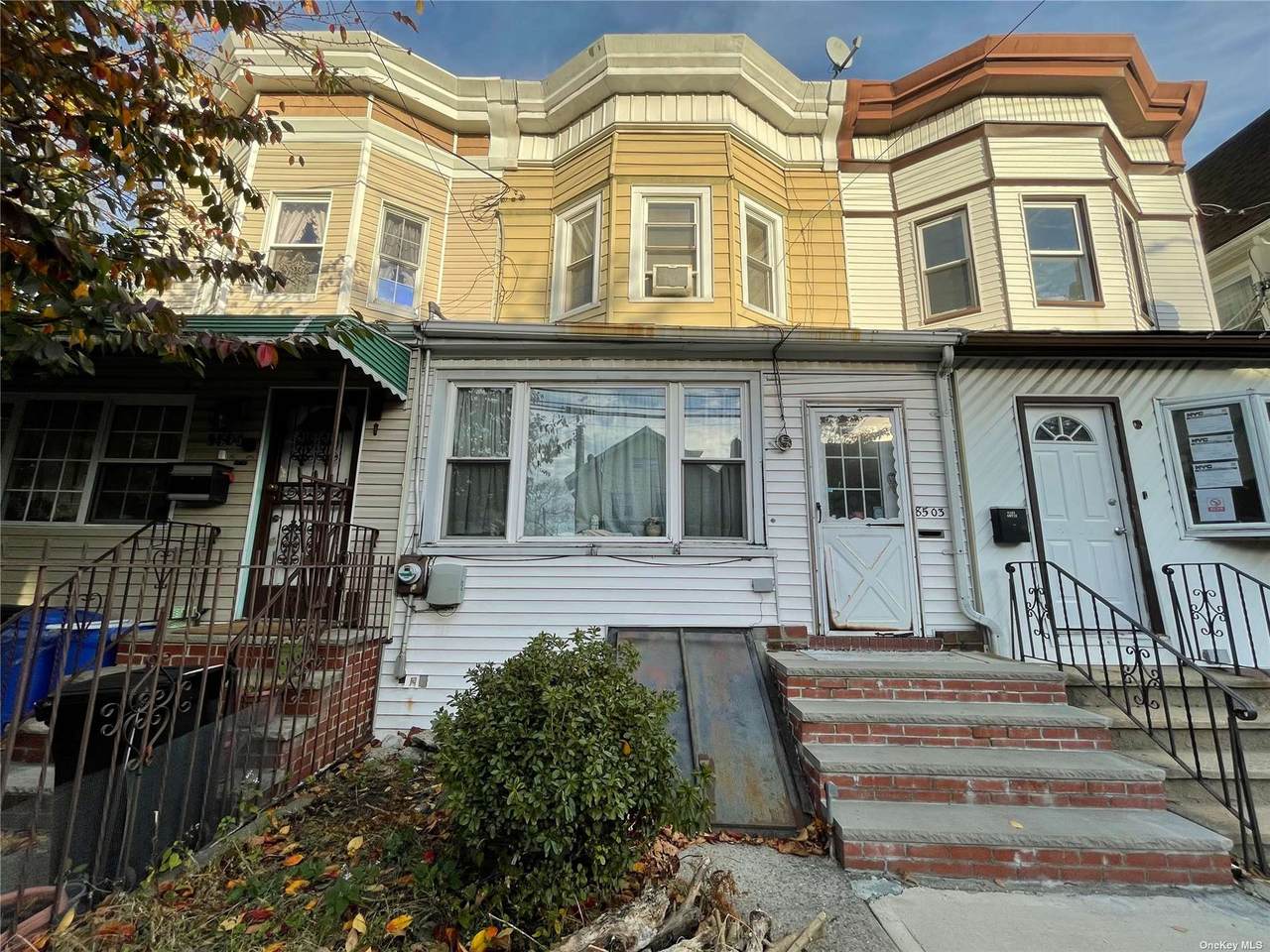 8503 90th Street - Photo 1