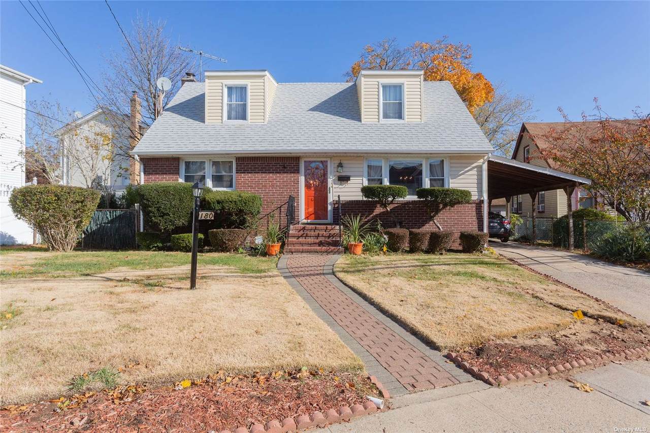 180 Chelsea Street - Photo 1