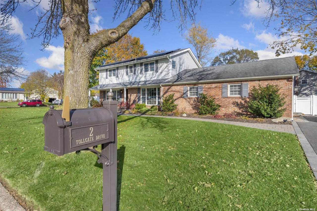 2 Tollgate Drive - Photo 1