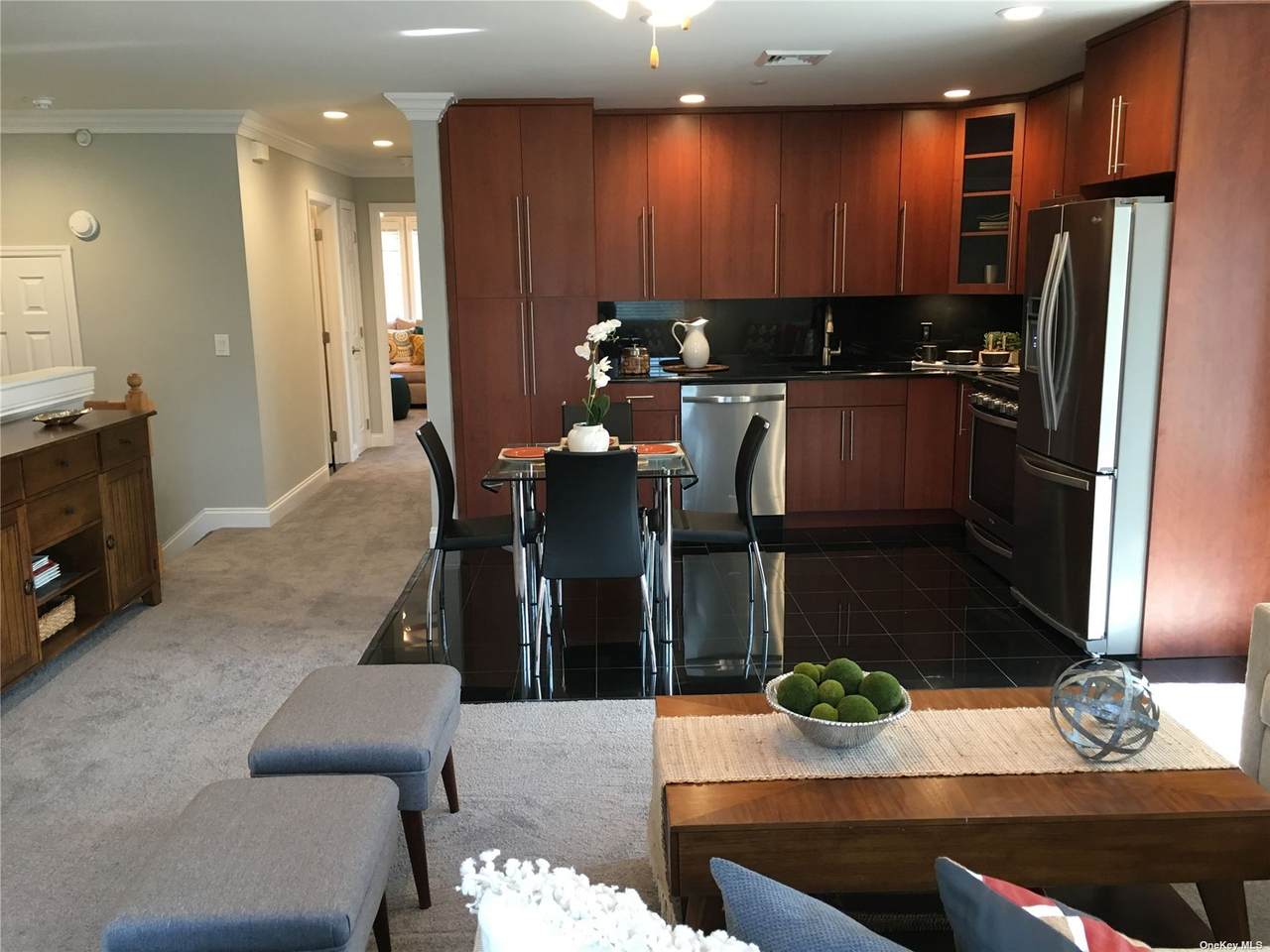 565 Merrick Road - Photo 1