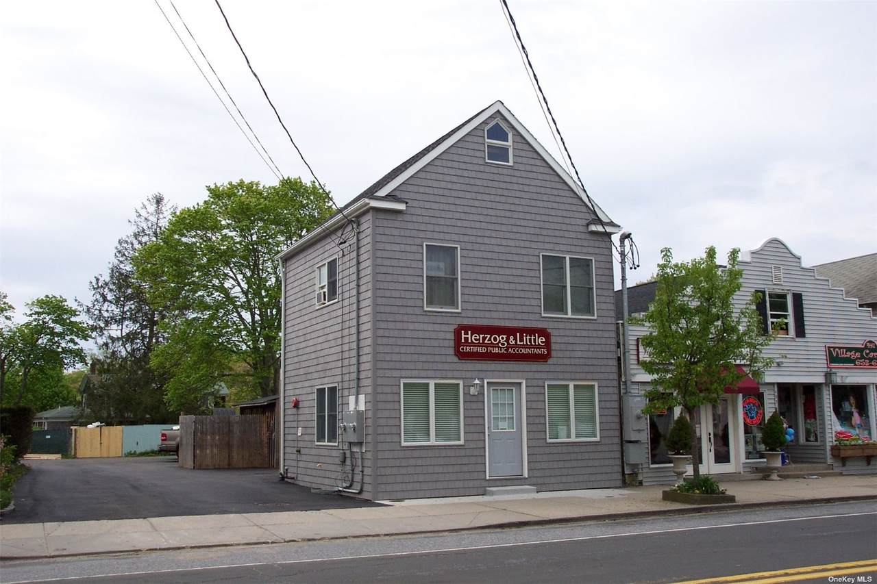 493 Montauk - Photo 1