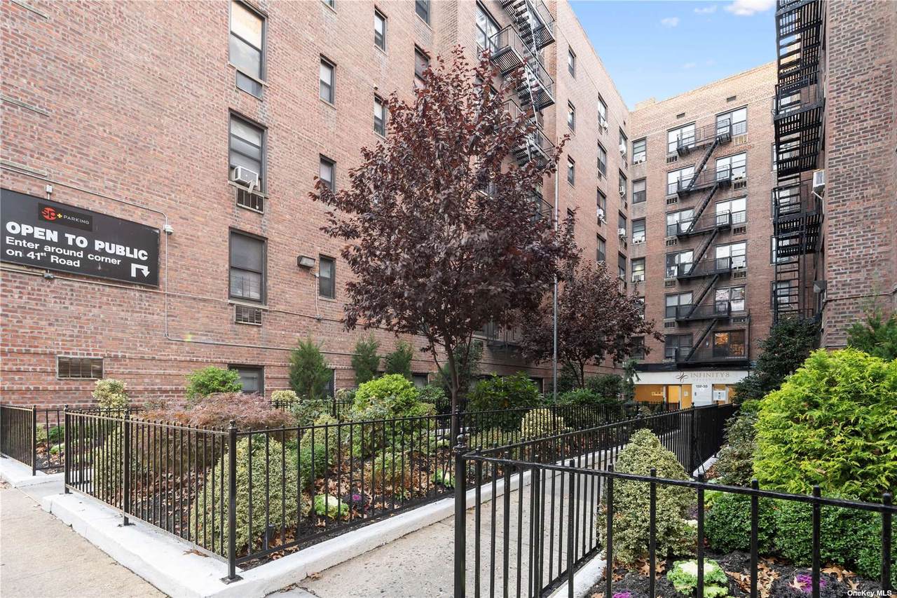132-35 Sanford Avenue - Photo 1