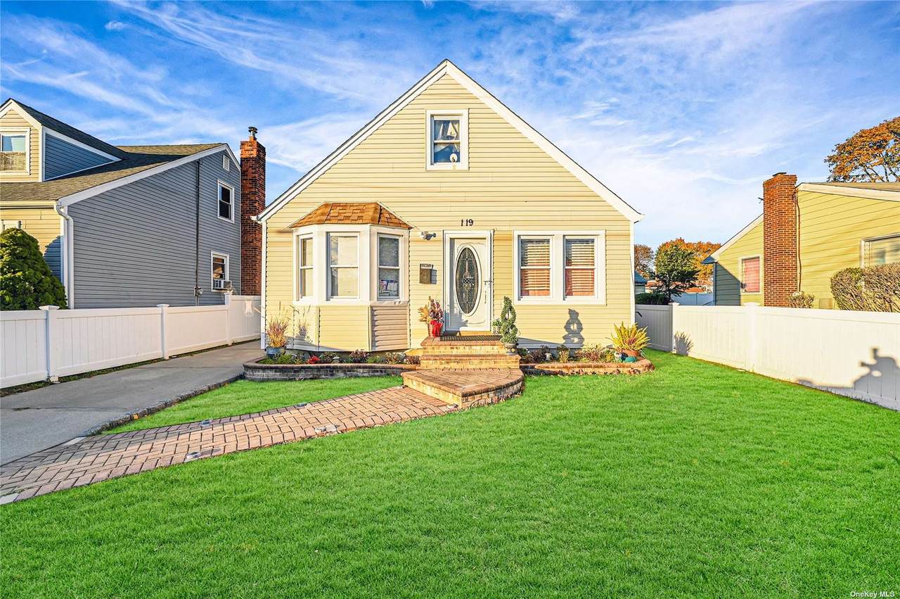 119 Allen Street - Photo 1