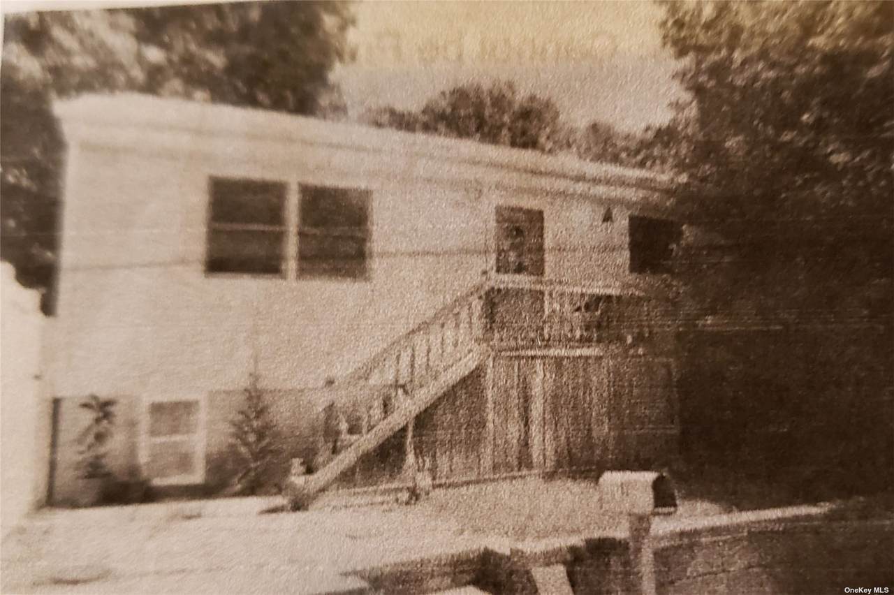 153 Sound Beach Boulevard - Photo 1