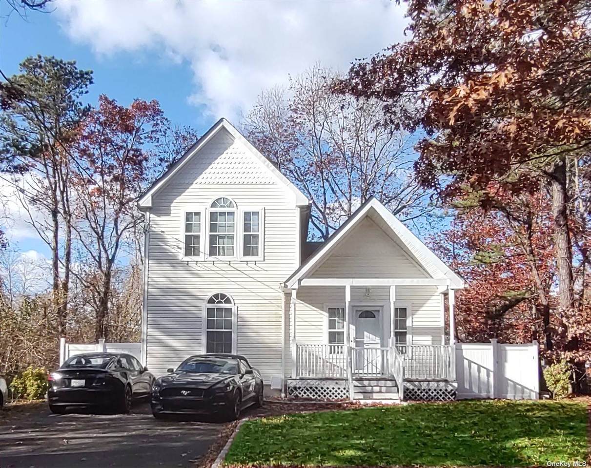 125 Middle Country Road - Photo 1