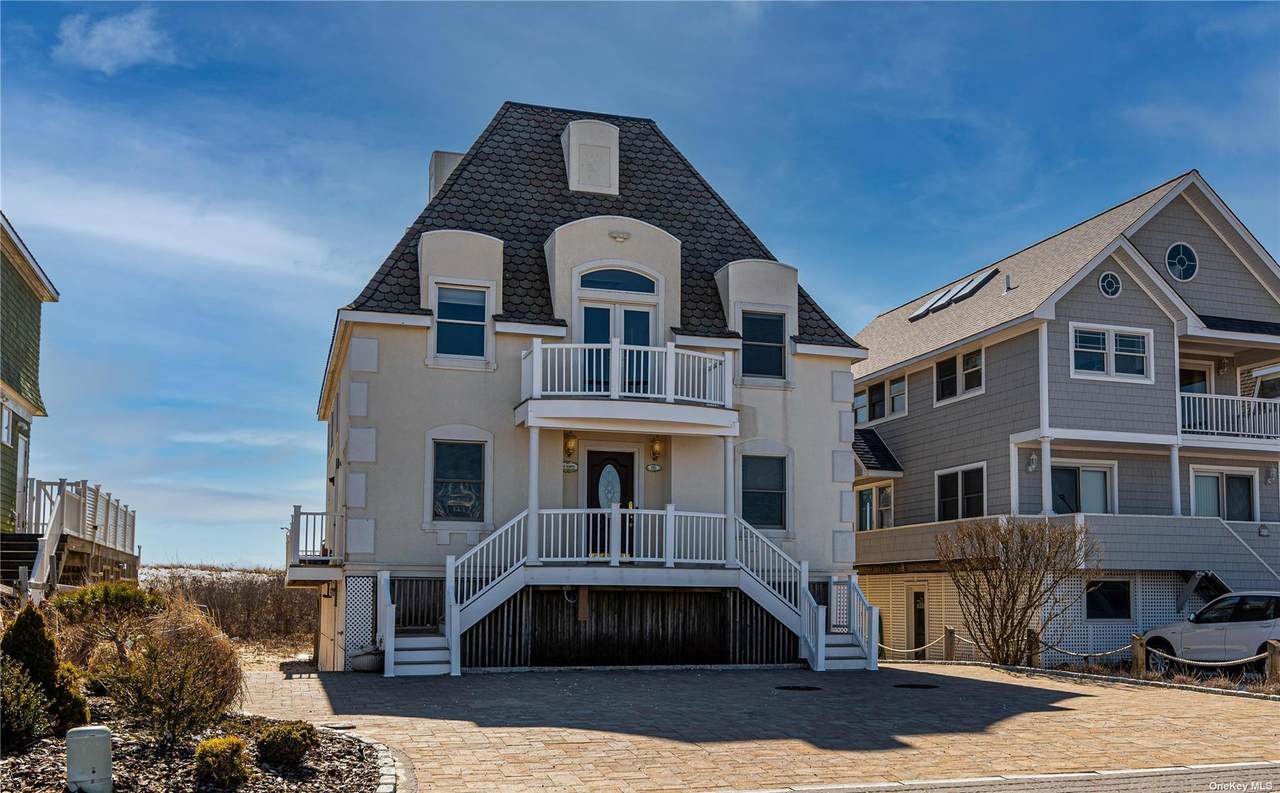 803 Dune Road - Photo 1