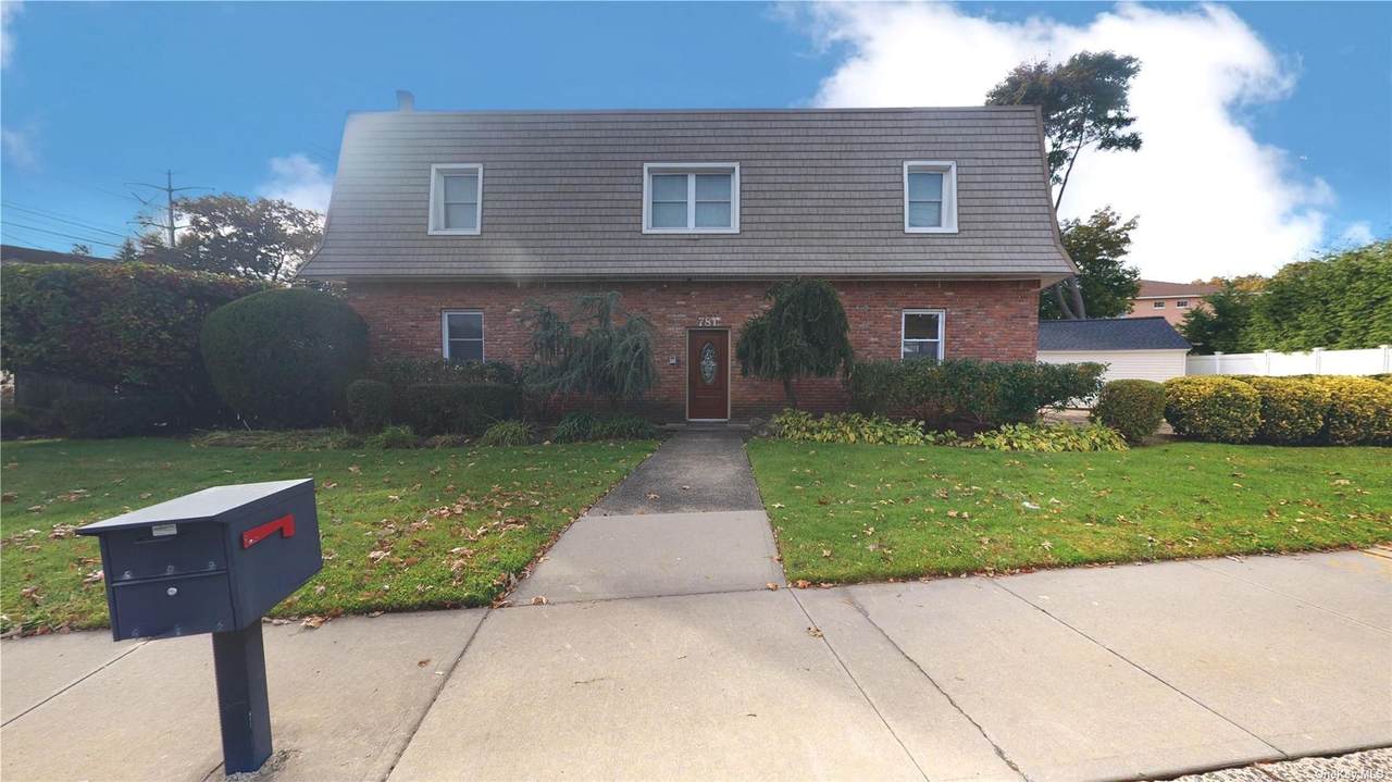 781 Deer Park Avenue - Photo 1