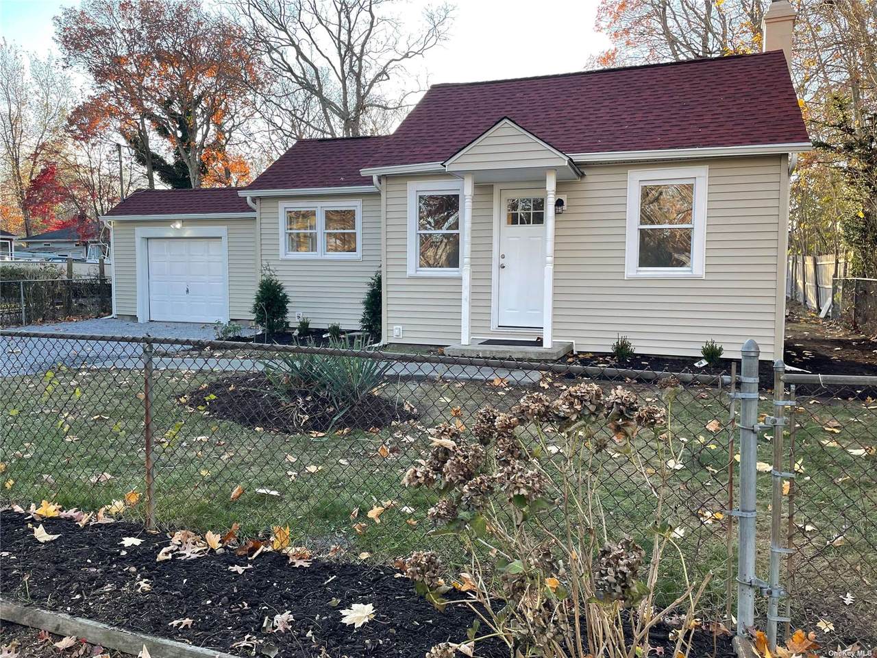 224 Cypress Drive - Photo 1