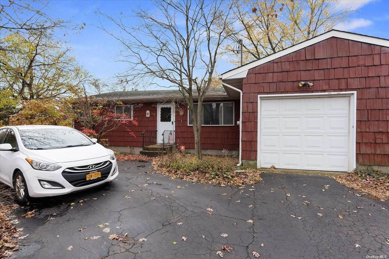 44 Seusing Boulevard - Photo 1
