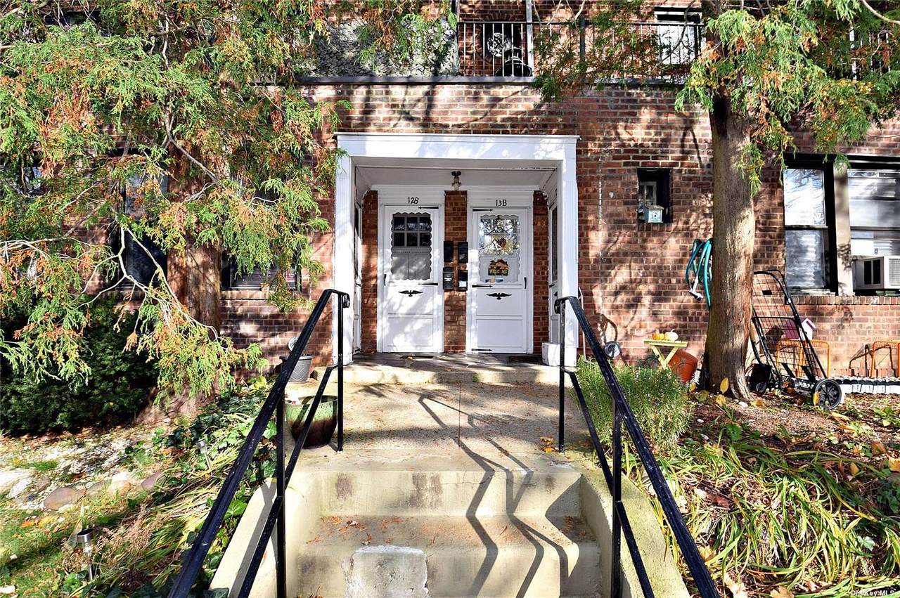 40-01 Little Neck Parkway - Photo 1