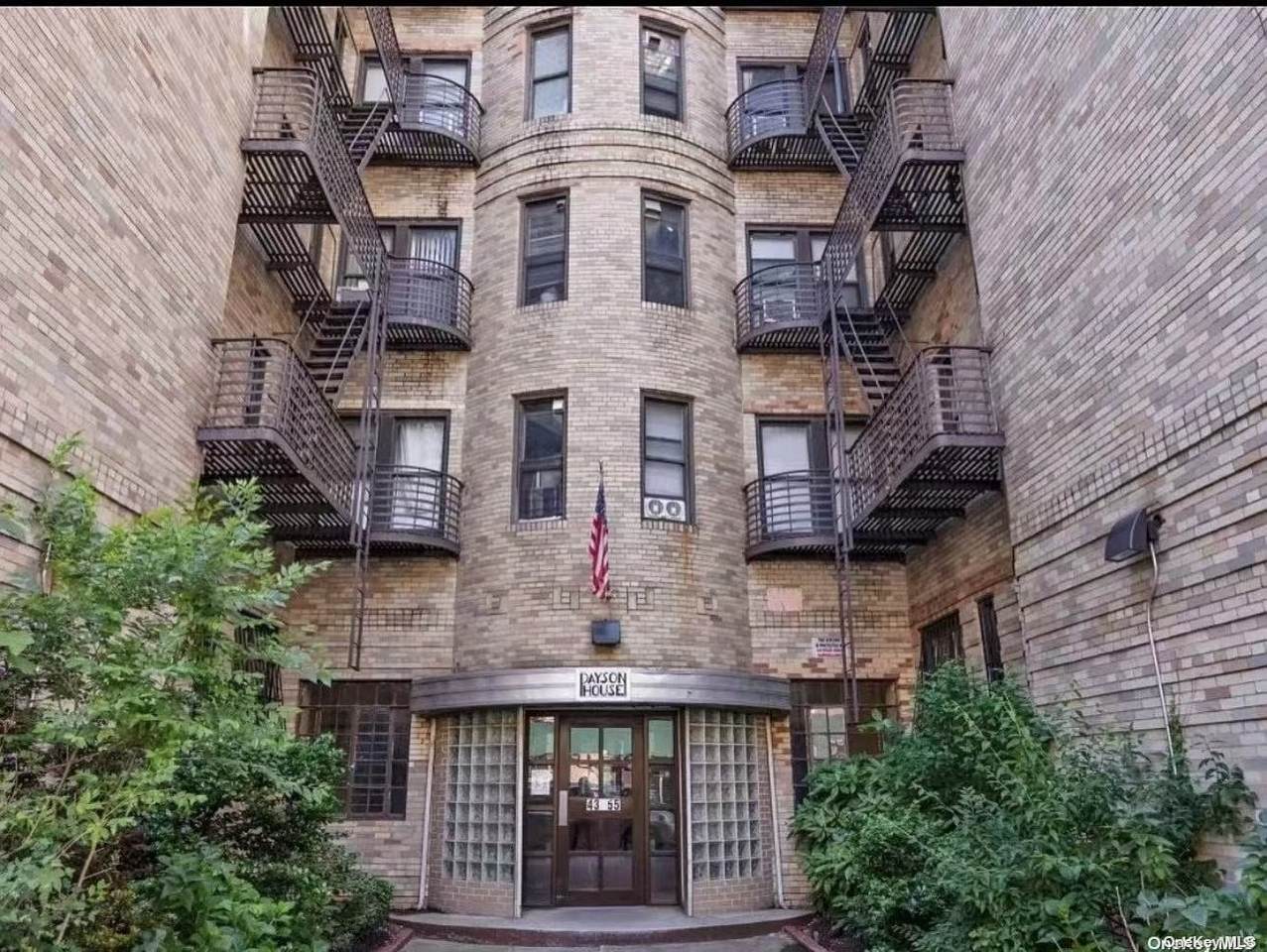 43-55 Kissena Boulevard - Photo 1