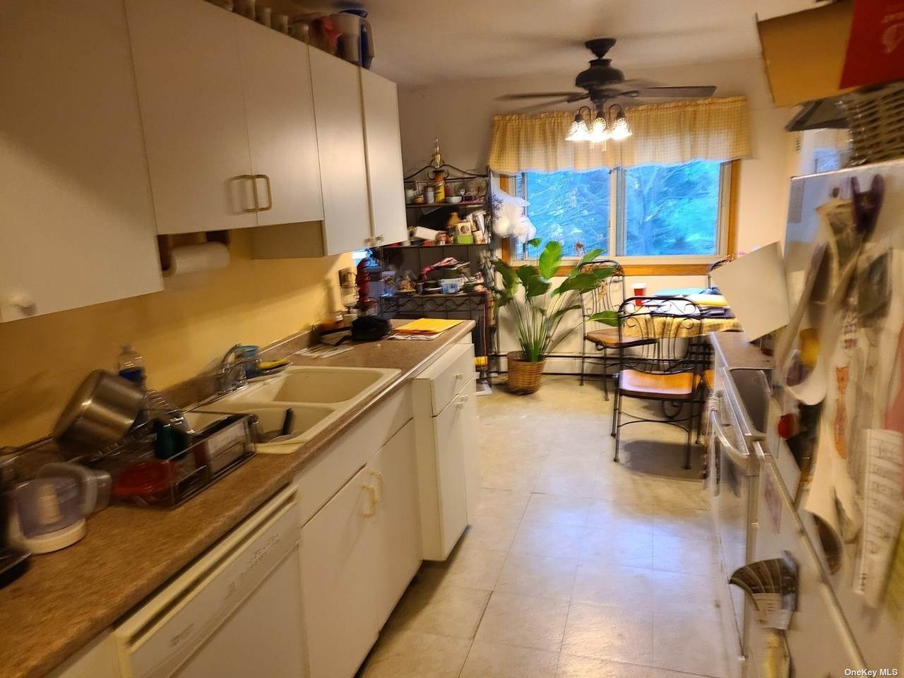 2449 Union Boulevard - Photo 1