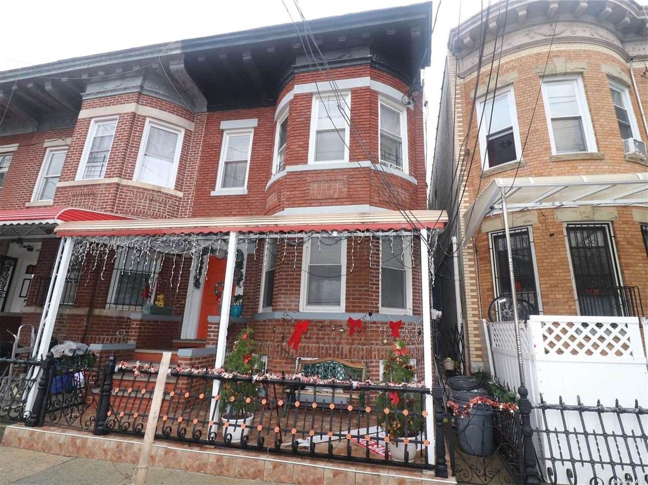 135 Autumn Avenue - Photo 1