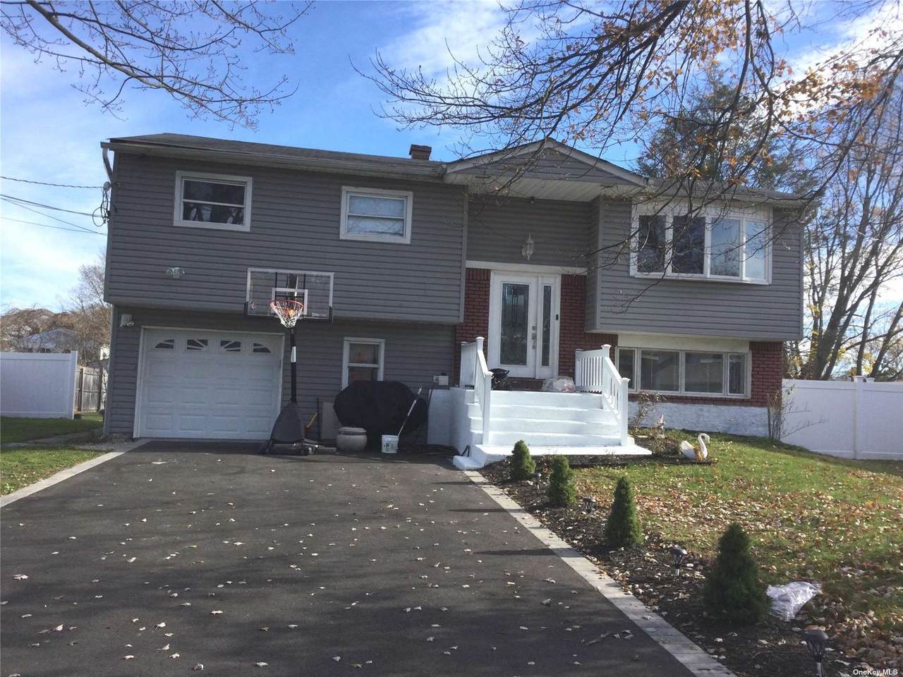 35 Winthrop Road - Photo 1