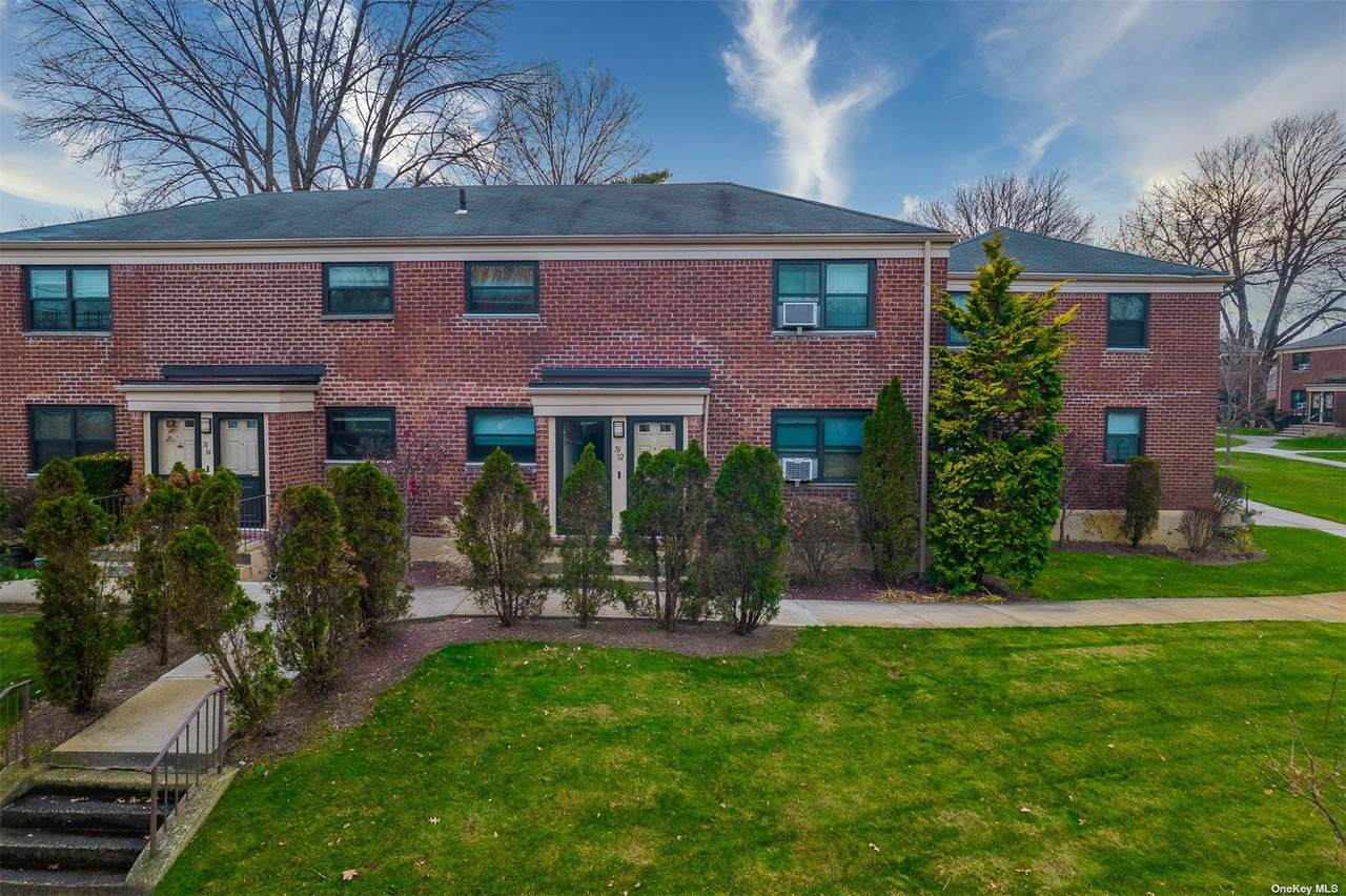 76-32 Springfield Boulevard - Photo 1