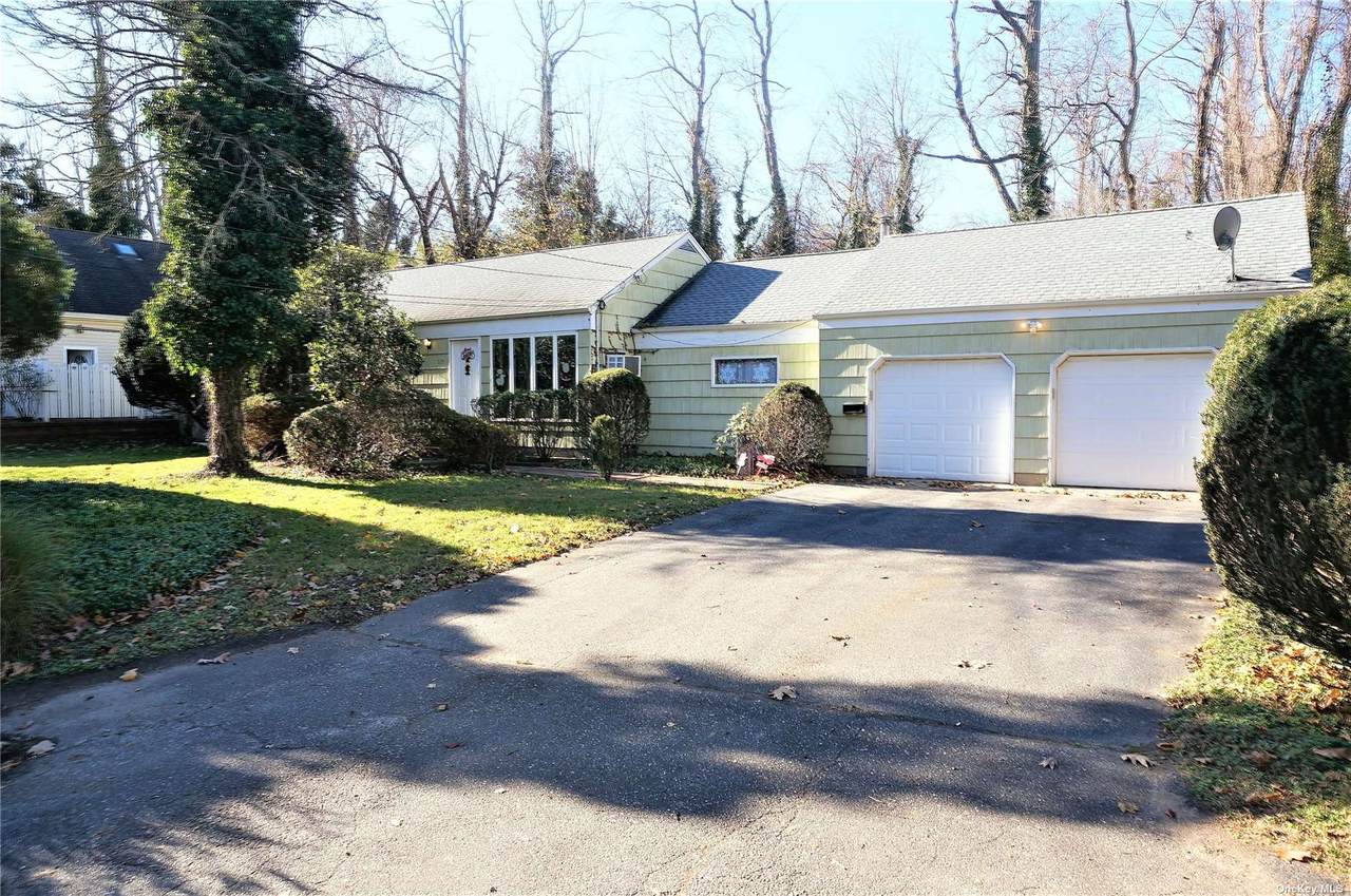 115 Hoyt Lane - Photo 1