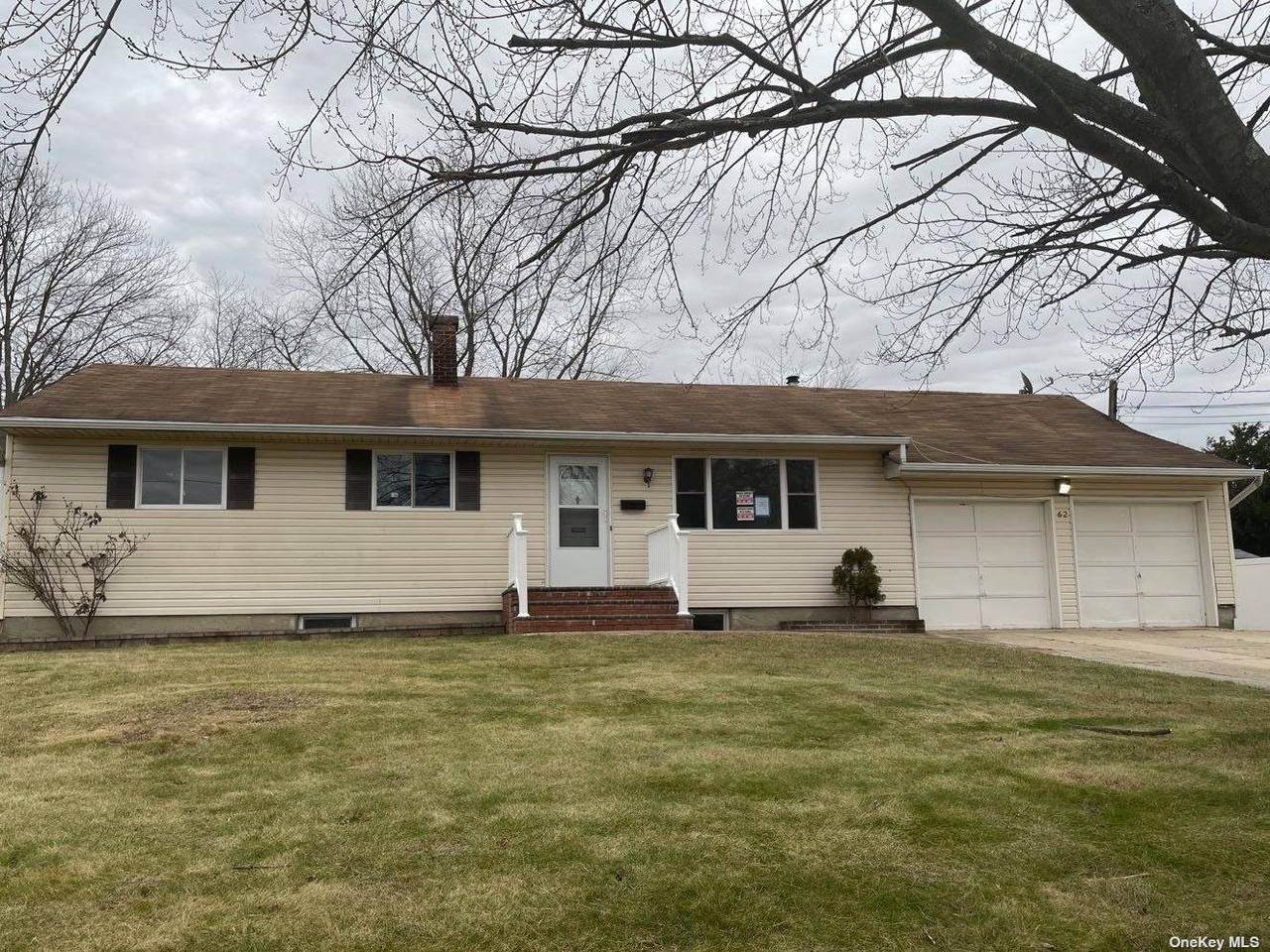 62 Winston Drive - Photo 1