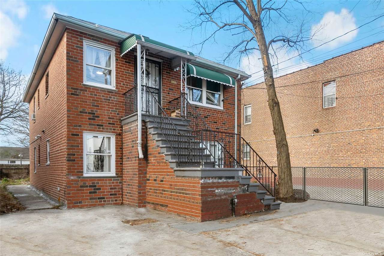 3055 Eastchester Road - Photo 1