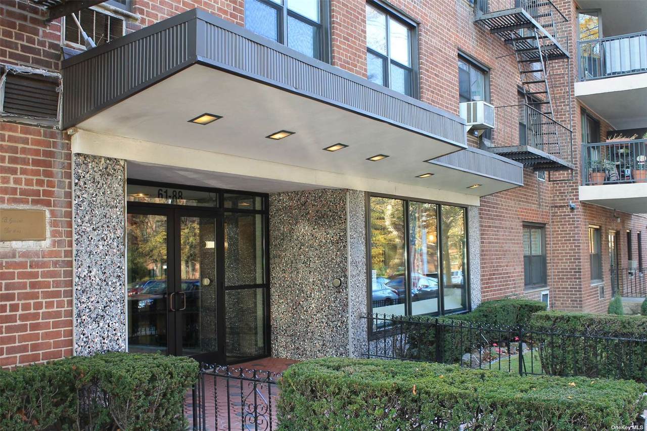 61-88 Dry Harbor Road - Photo 1