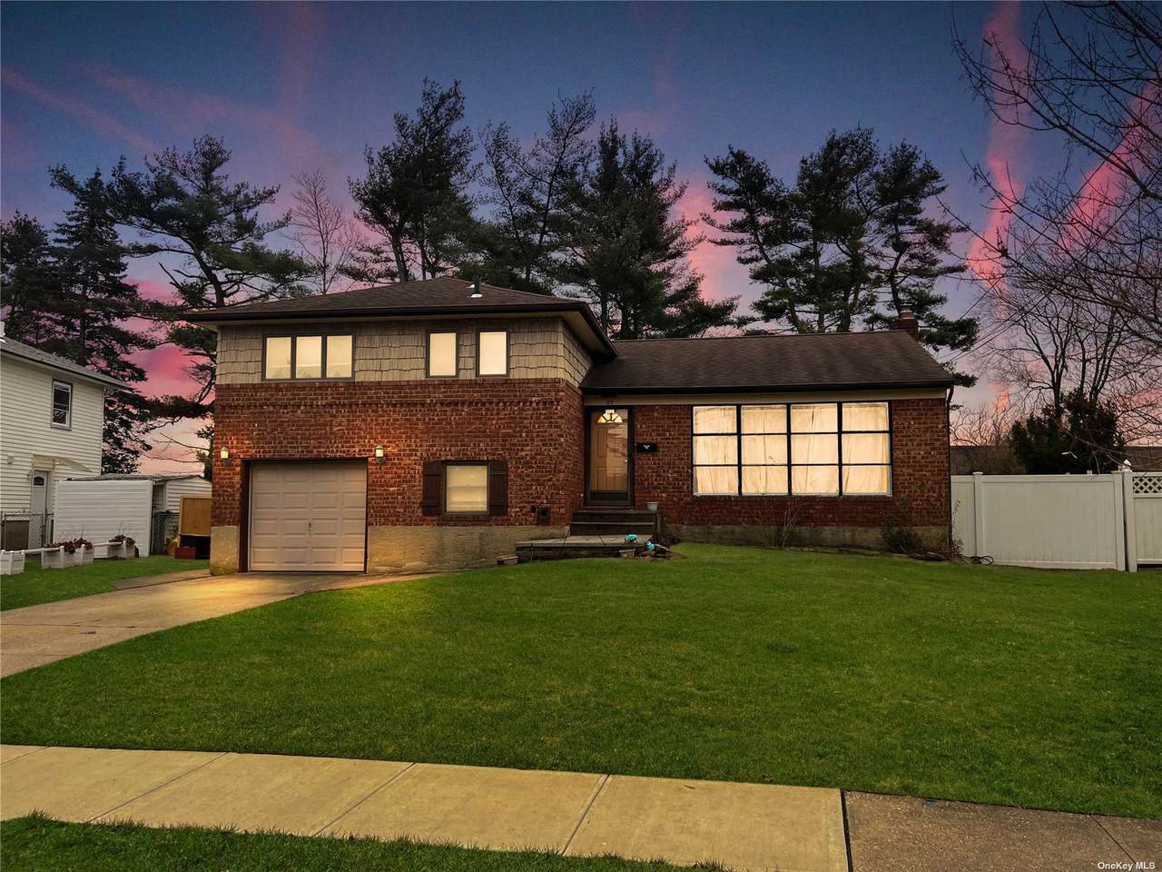 27 Tudor Road - Photo 1