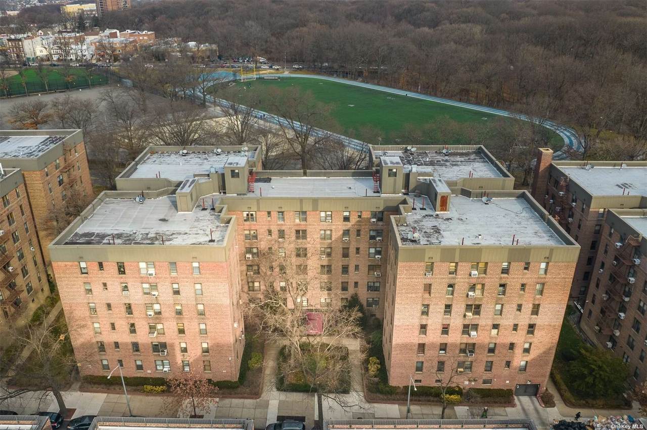 83-05 98th Street Street - Photo 1