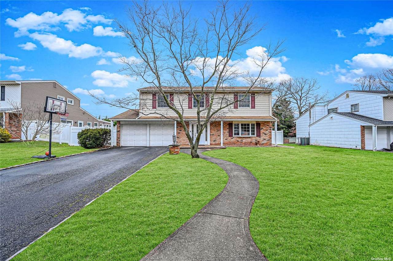 37 Roy Drive - Photo 1