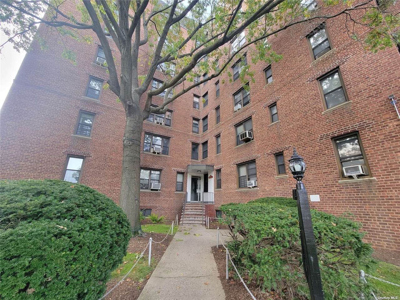 113-15 34 Ave - Photo 1