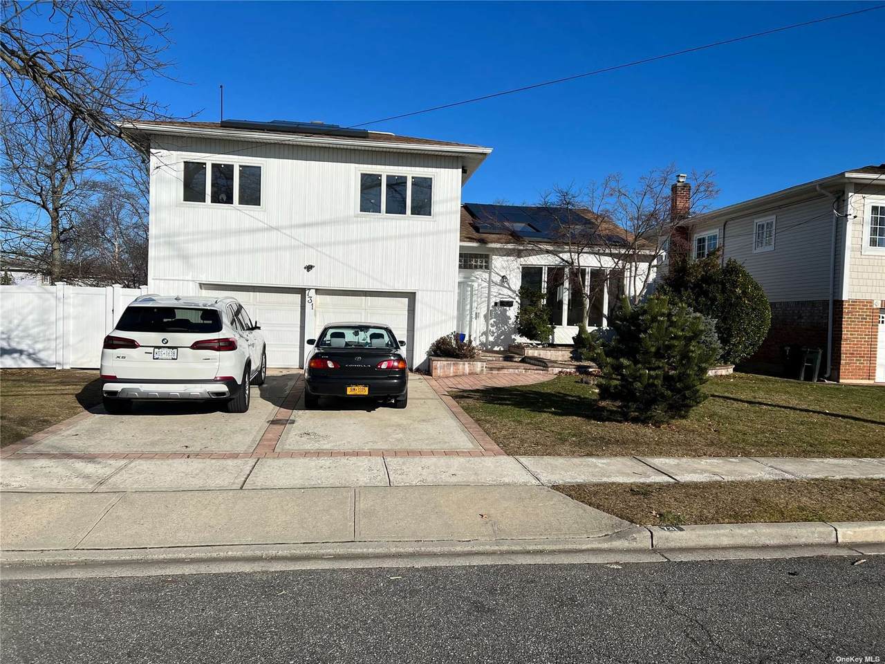 731 Bonnie Drive - Photo 1